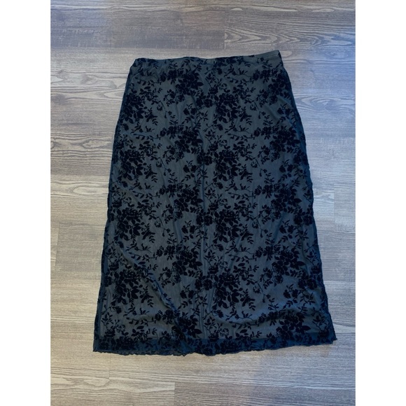 SHEIN Dresses & Skirts - Velvet Floral Skirt